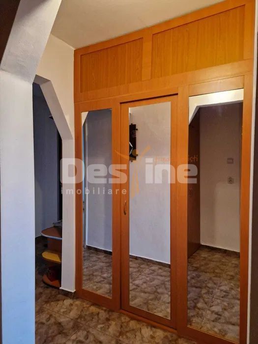 Apartament 3 camere la etaj intermediar, cu loc de parcare, zona Astra - Poză 8