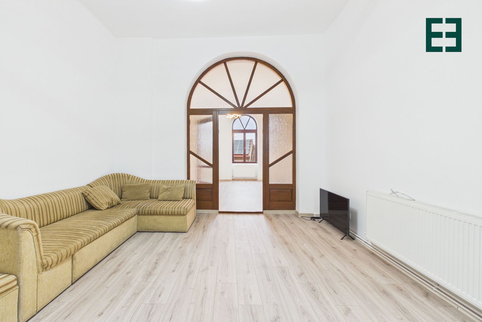 De închiriat Apartament cu 2 camere etaj 1 - Zonă Centrală - Arad - Poză 6