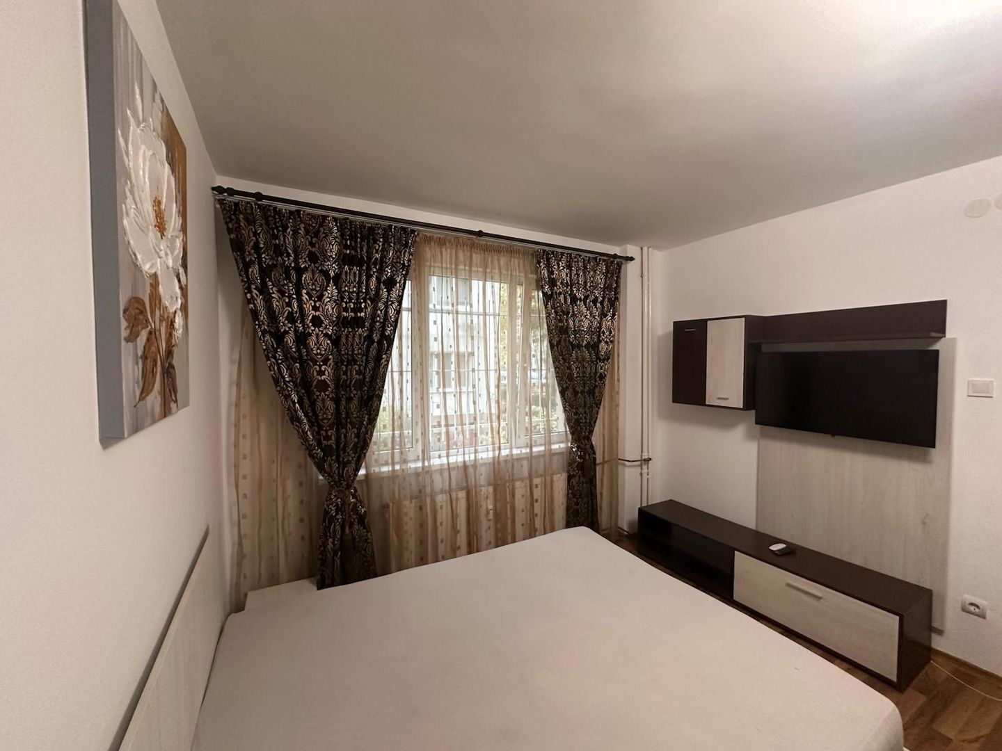 Garsoniera de inchiriat  confort 1, zona Bld Ion Mihalache - Poză 2