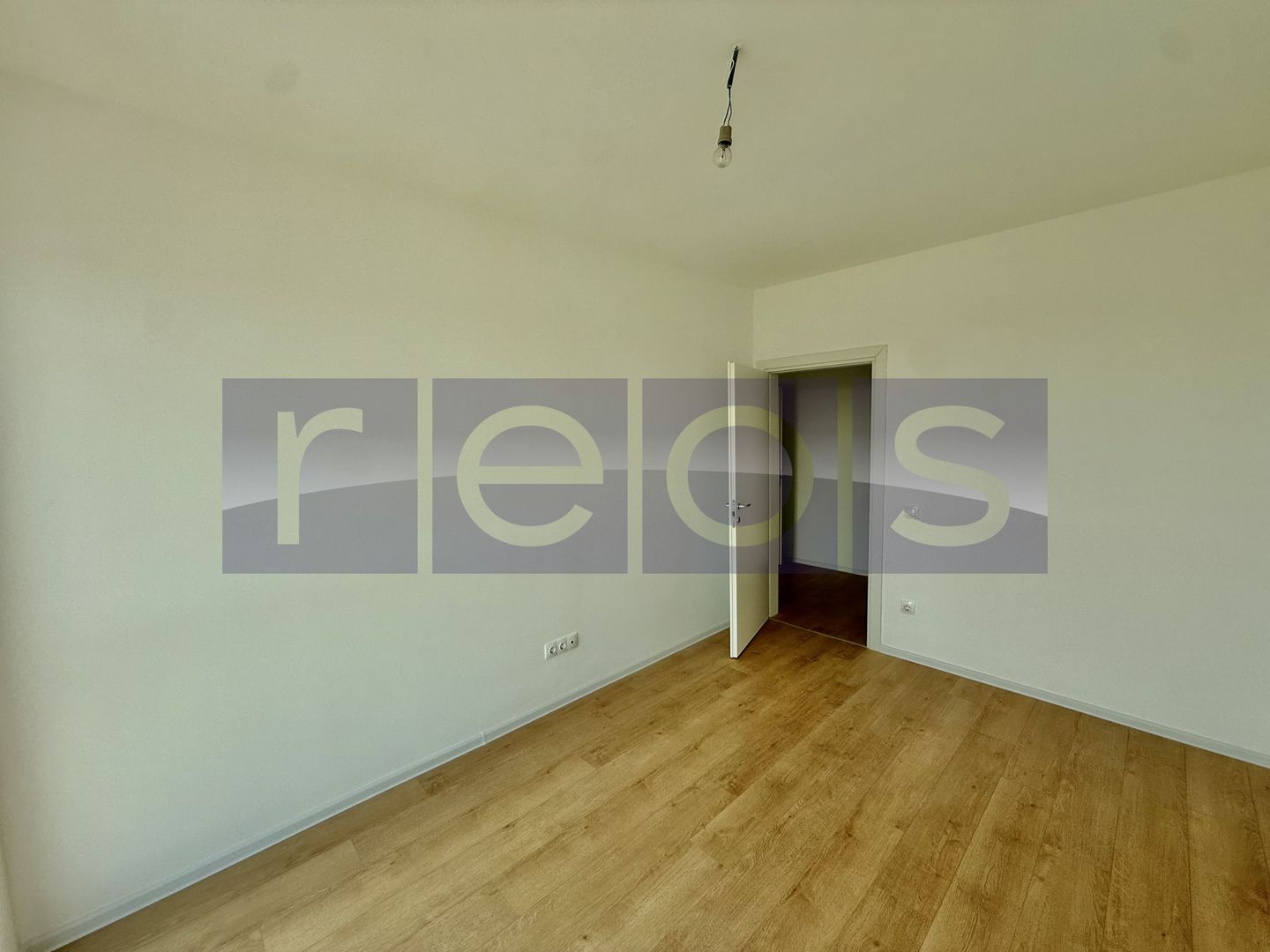 VANZARE 4 CAMERE | TERASA | STRAULESTI | PISCINA PRIVATA A COMPLEXULUI - Poză 3