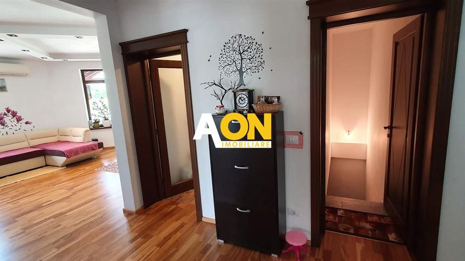 Casa parter+demisol, 1200 mp teren, pretabila pt 2 familii, Sard - Poză 10