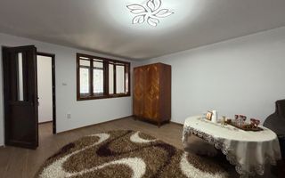 Casa renovata complet, Corlata Centru - Poză 4