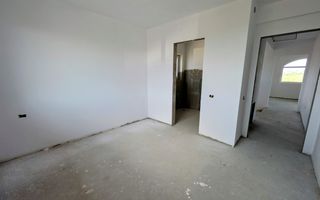 Vila, 4 Camere, Dezmir, Constructie Noua, 450 mp, 4 Bai, 2 Parcari - Poză 15