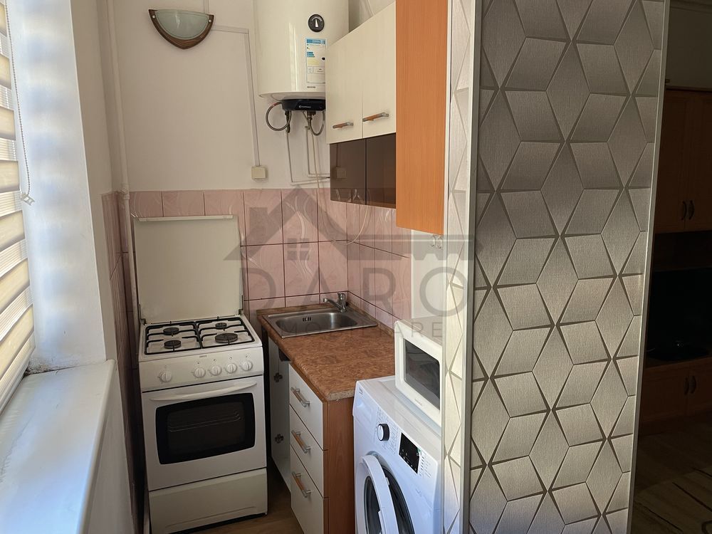 🏡 Garsonieră de închiriat | 7 Noiembrie – TCM | Aproape de UMF 250 € - Poză 3