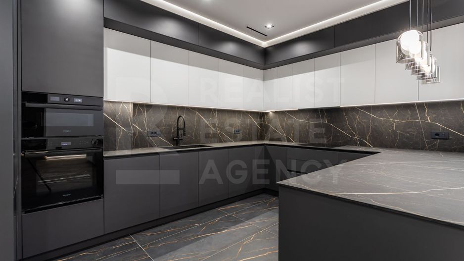 Chirie, apartament, 4 camere, str. Universității, Centru - Poză 12