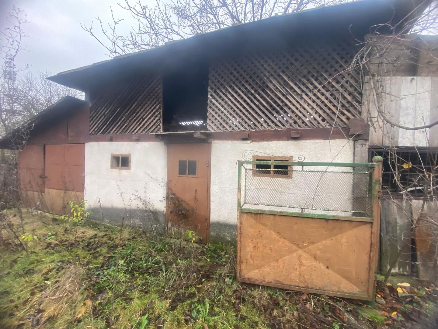 Proiect pentru dezvoltare sau locuire! Vanzare casa in Ulmi - Poză 5