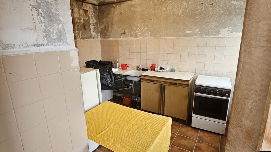 Apartament 3 camere, Ultracentral, Costesti - Poză 11
