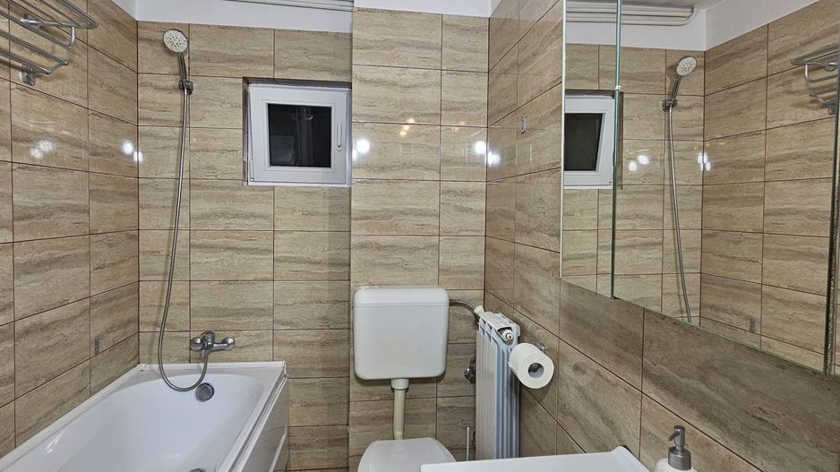 Închiriez apartament 2 camere, Unirii,centrală bloc, metrou 1 min, pet - Poză 6