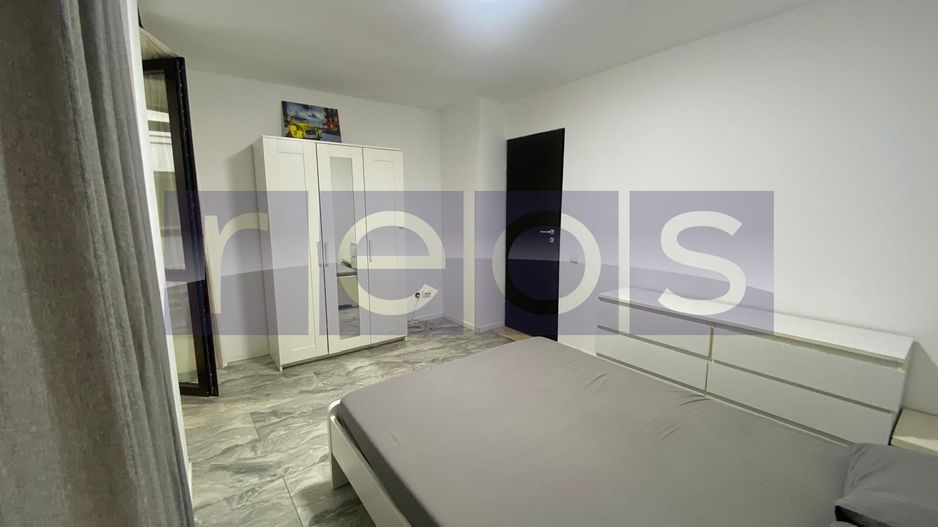 DE VANZARE APARTAMENT 2 CAMERE DECOMANDAT LIFT CENTRALA PROPRIE PARC SEBASTIAN - Poză 6