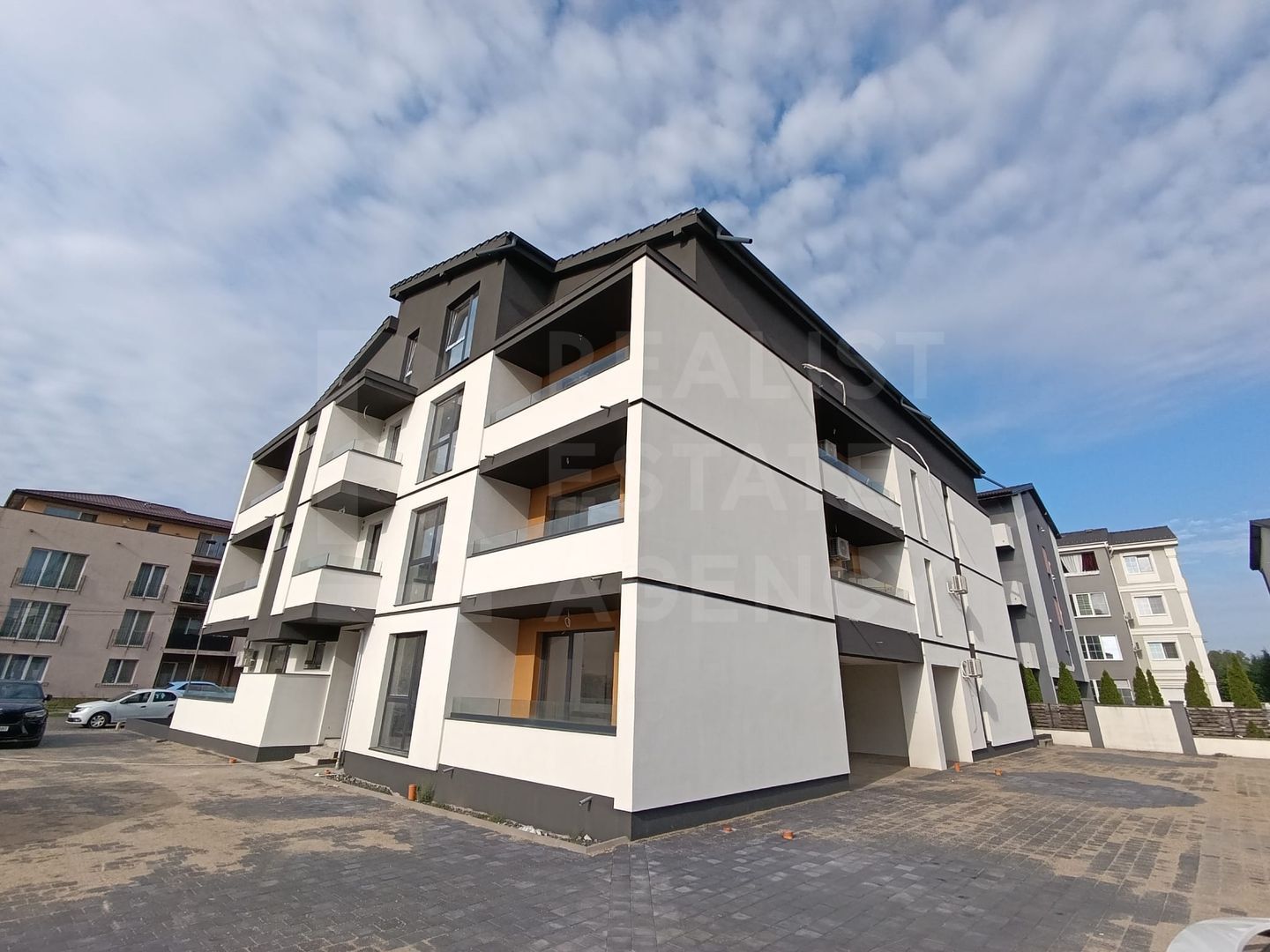 Vânzare, apartament, o cameră, Giroc, Timiș - Poză 1