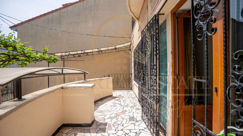 Vila 11 camere in Faleza Nord 400 mp utili, Proprietate rara - Poză 21