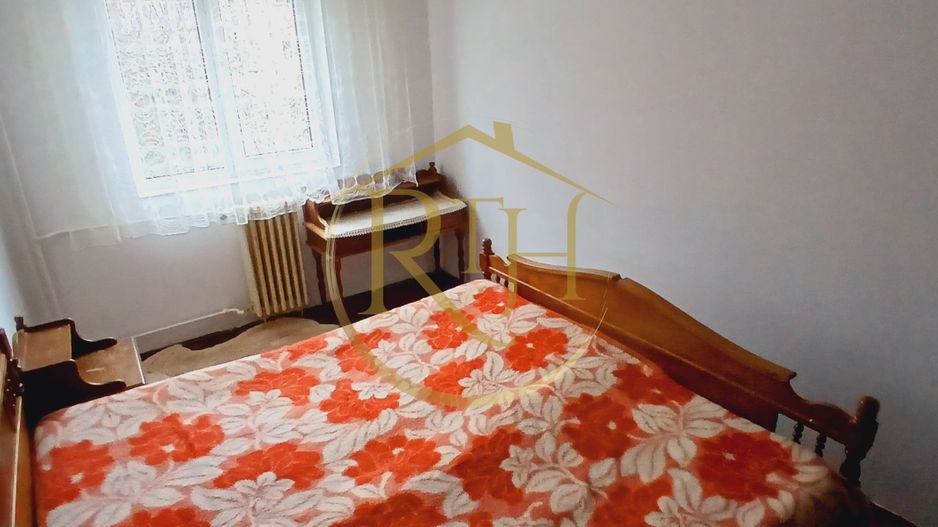 Oferim spre vanzare un apartament cu 4 camere in zona Dacia - Poză 23