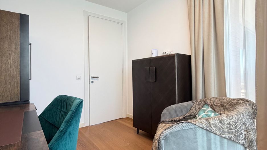 Apartament PREMIUM cu curte, terasă și lift cu acces direct în living - Poză 8