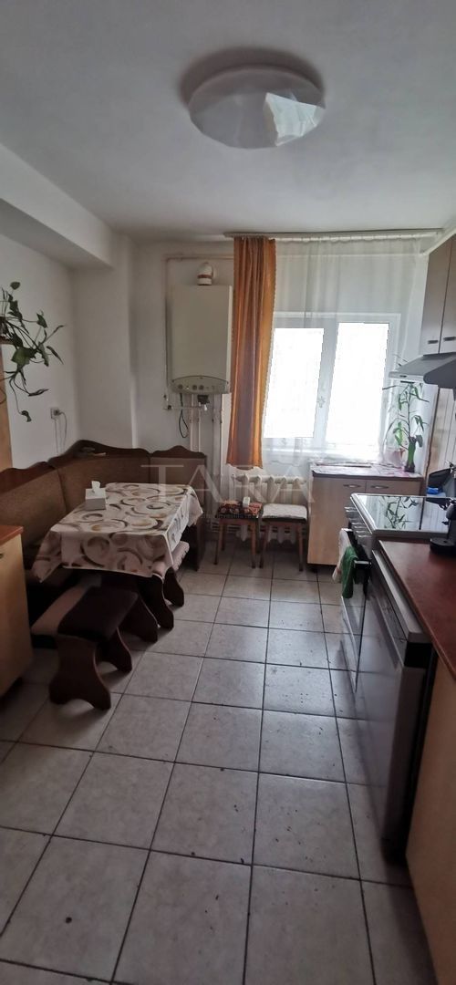 Apartament 4 camere decomandat – zonă Penny, ideal pentru investitie. - Poză 5
