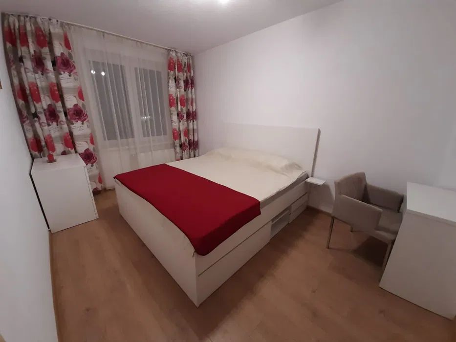 Apartament superb Piata Romana - Poză 1