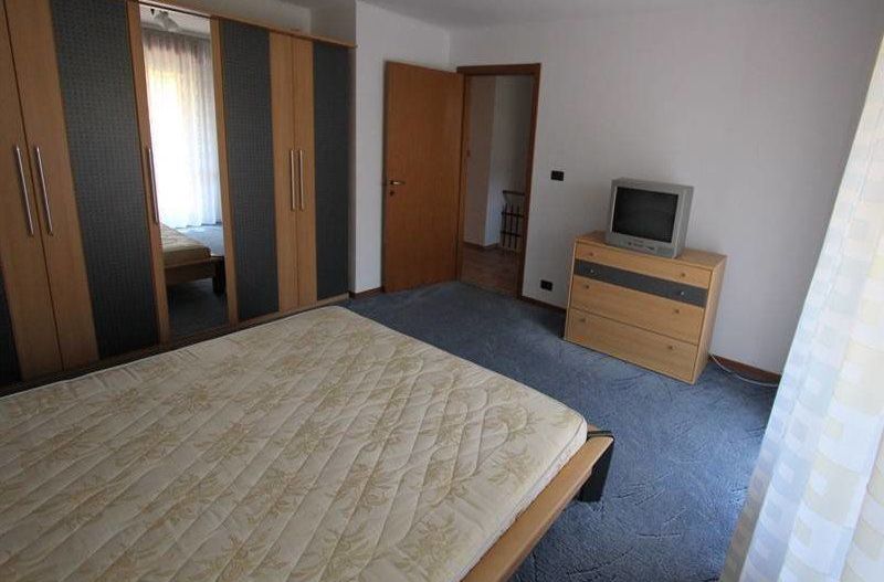 Vila P+1 deosebita, complet mobilata si dotata, cheltuieli de intretinere mici - Poză 11