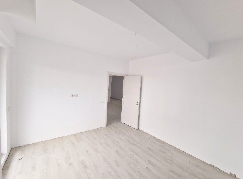 Apartament 2 camere Otopeni | parter înalt + terasă | include parcare - Poză 8