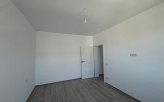 Apartament cu 2 camere si bucătărie închisă de vânzare in zona Giroc - Poză 4