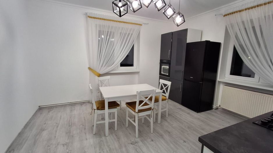 Apartament cu 3 camere la vila, de vanzare, zona Stefan cel Mare, Sibiu - Poză 1