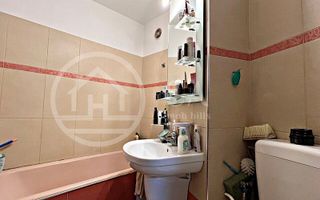 Apartament cu 2 camere de vanzare in zona Decebal-Dacia, Oradea - Poză 9