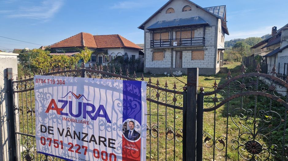 Casă P+1 la roșu, teren 2.600 mp – DN73, Mihaești - Poză 1