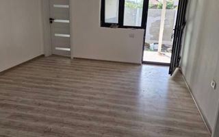 Casa Individuala Sanmihaiu Roman,Parter,4 Camere,2Bai,Toate Utilitatile - Poză 6