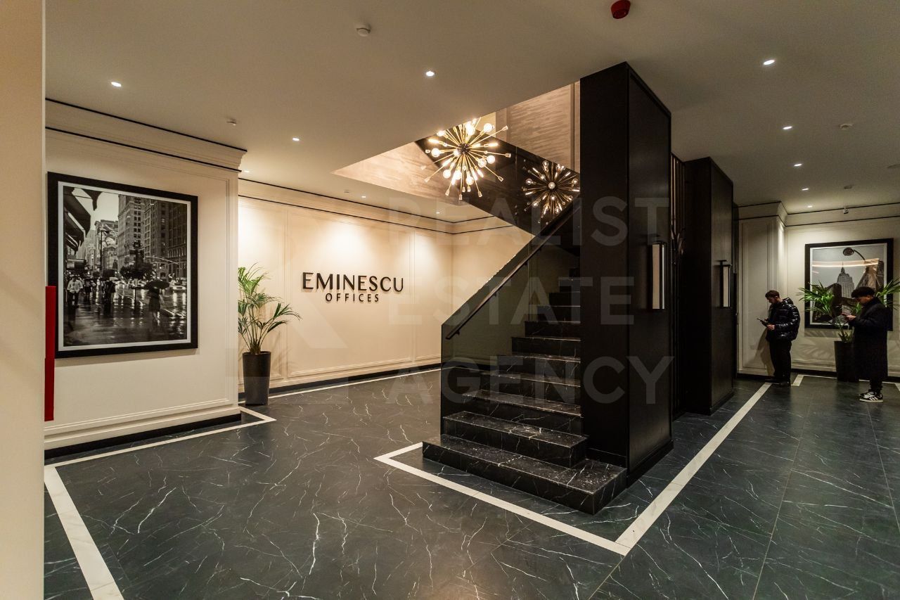 Vânzare  oficiu, 165.4 mp, strada Mihai Eminescu, Centru - Poză 2
