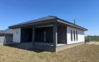Casa de vanzare | 102 mp util | Zona Lazuri - Poză 1
