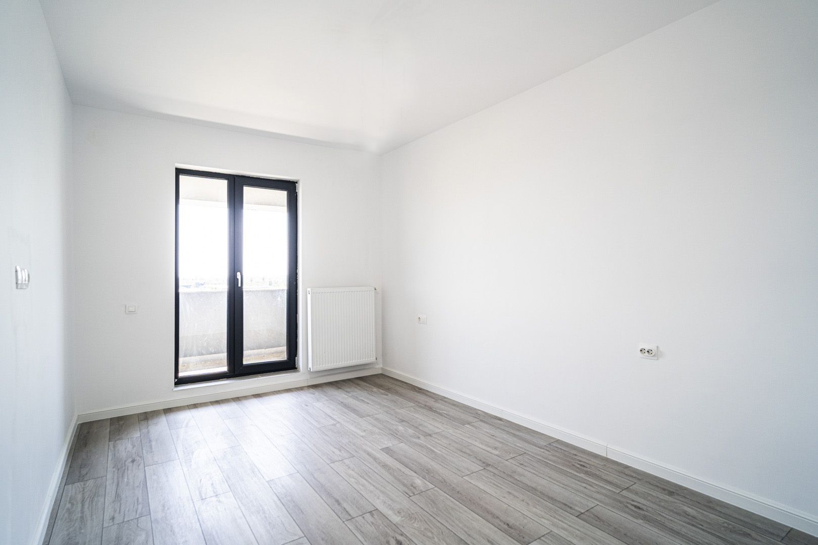 Militari-3 Camere, 91.3mp, 2 bai, bucatarie inchisa, Bloc Nou, Metrou, Finalizat - Poză 5