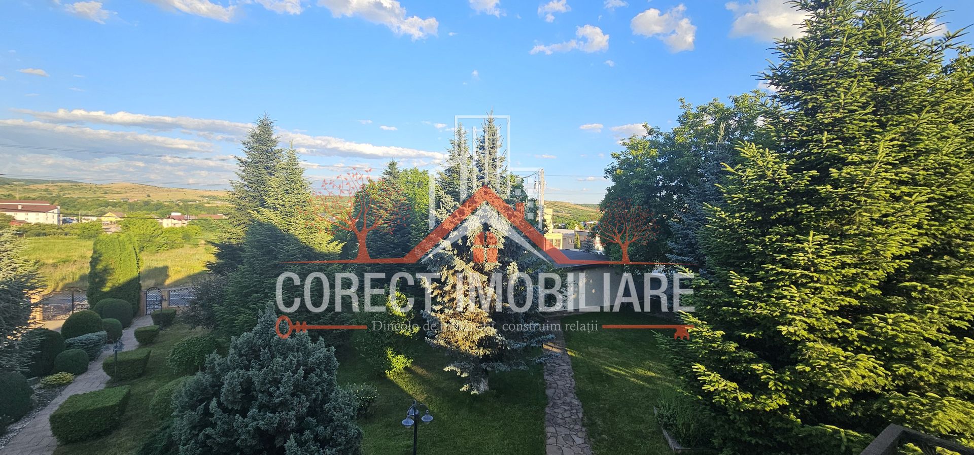 Casă premium D+P+E cu anexe si teren generos - Poză 37