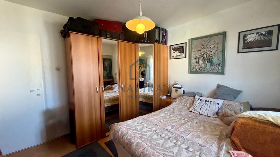 Apartament cu 3 camere de vânzare + garaj - Poză 3