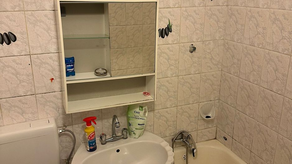 Apartament 3 camere vanzare  in Drumul Taberei - Prelungirea Ghencea - Poză 6