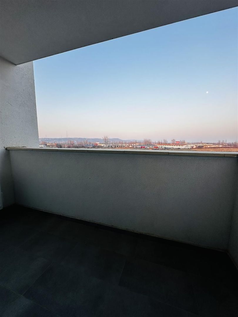 Prima inchiriere  2 camere Nufaru garaj - Poză 5