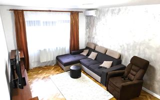 Apartament cu 3 camere in zona Lunei - Poză 2