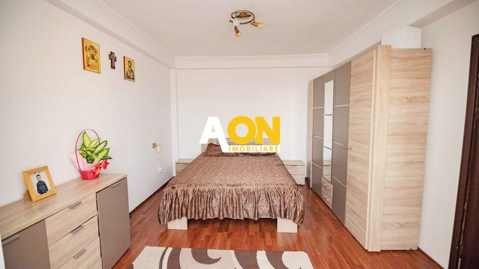 Apartament 3 camere, etaj 3, + boxa la subsol, ultracentral - Poză 9