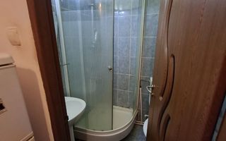 Garsonieră în bloc de apartamente zona Tătărași str Eternitate - Poză 4