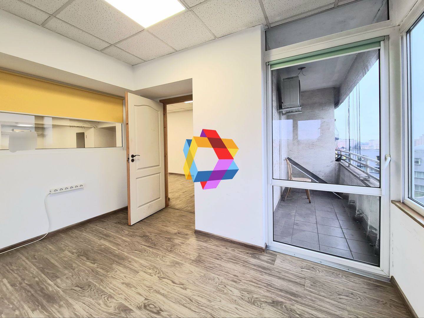 Spatiu birouri de închiriat Brasov - 130 mp  # spatii-comerciale-brasov.ro - Poză 8