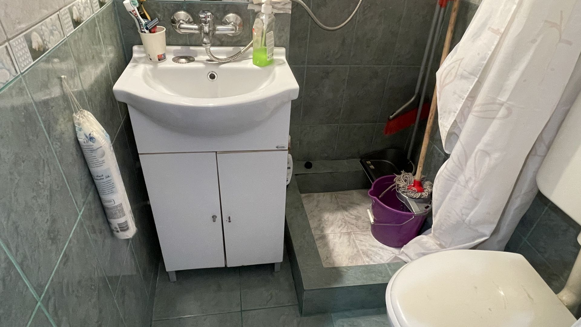 Garsoniera practica,ideala pentru investitie sau locuit - Poză 9