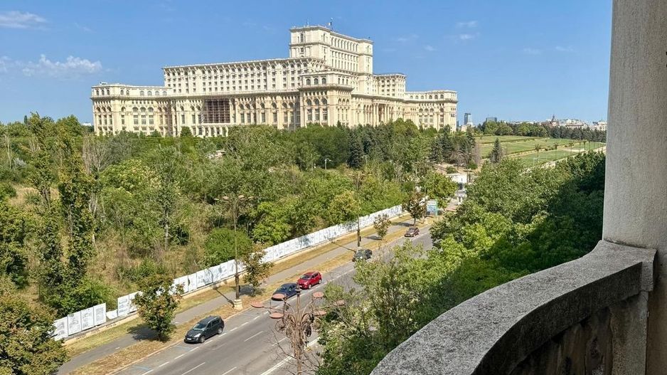 Închiriere Apartament 2 camere, vedere Palatul Parlamentului - Poză 15