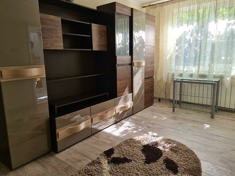 De inchiriat - casa P+1E+M - zona Port, langa liceul de Marina - Poză 16