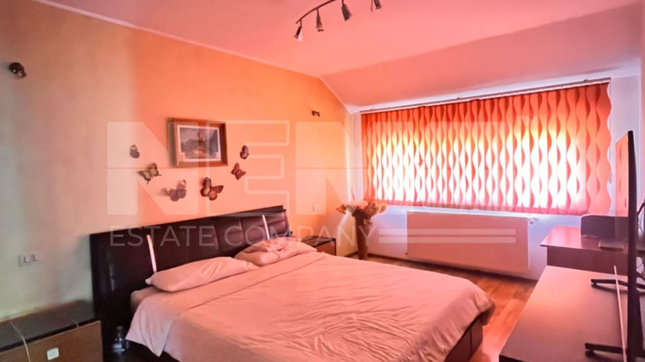 Casa si 4 Hale de Vanzare  cu 24 Ari I Suceava/Burdujeni I 430.000Euro - Poză 1