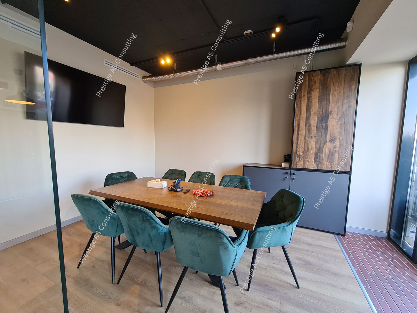 SAD - Spatiu comercial de 100 mp cu 4 locuri de parcare - Torontalului - Poză 3