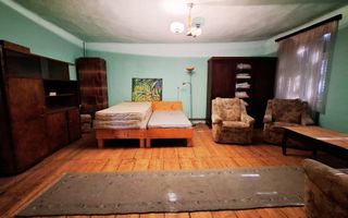 Casa cu 5 camere | 308 mp teren | Cisnadie - Poză 2