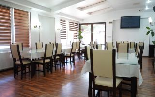 Hotel 4 Etaje Dristor Sector 3 1352 mp - Poză 4