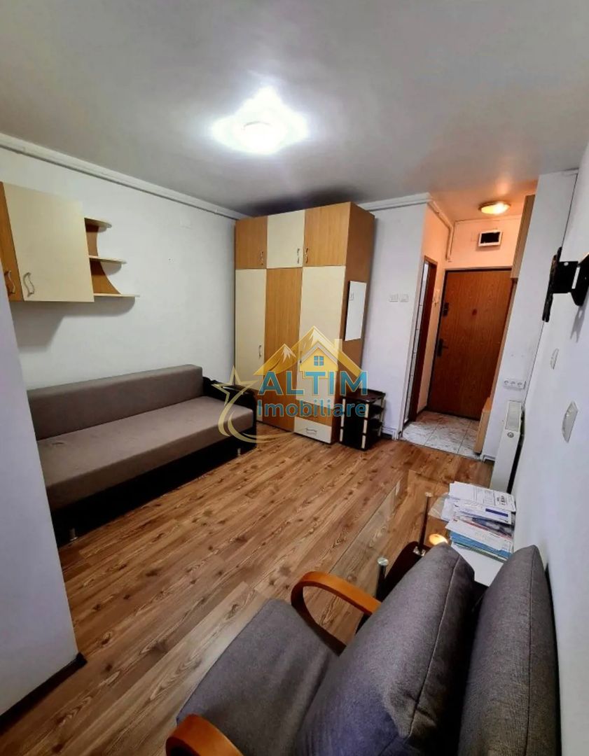 De vânzare: Garsonieră zona Astra - Poză 1