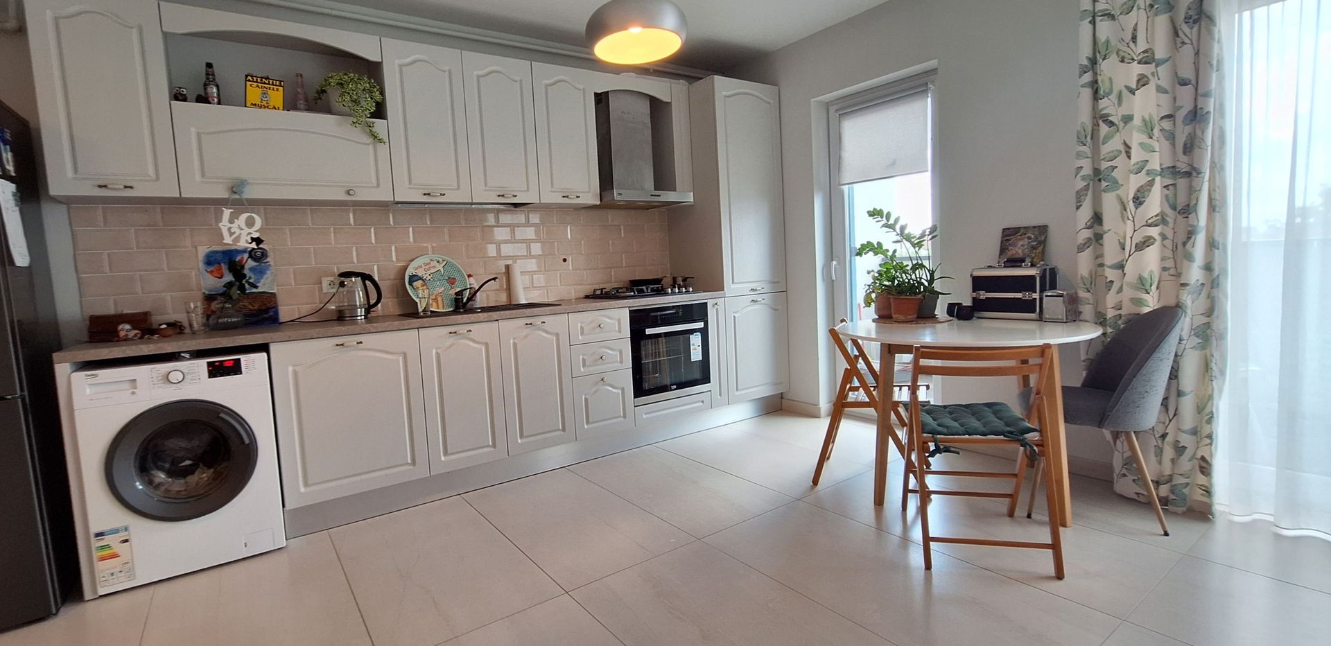 Apartament cu 2 camere si  2 locuri de parcare - Poză 14