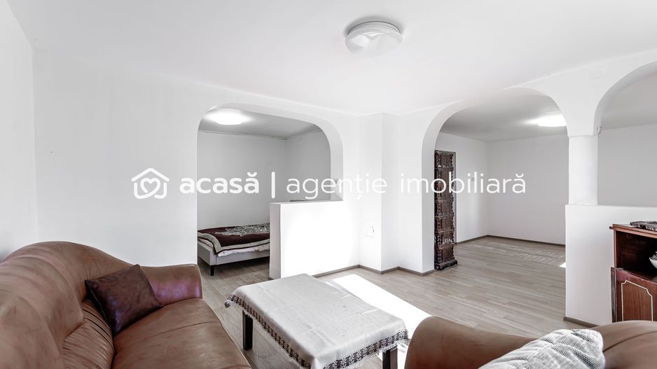 Casă renovată complet în Sânleani/Livada. - Poză 8