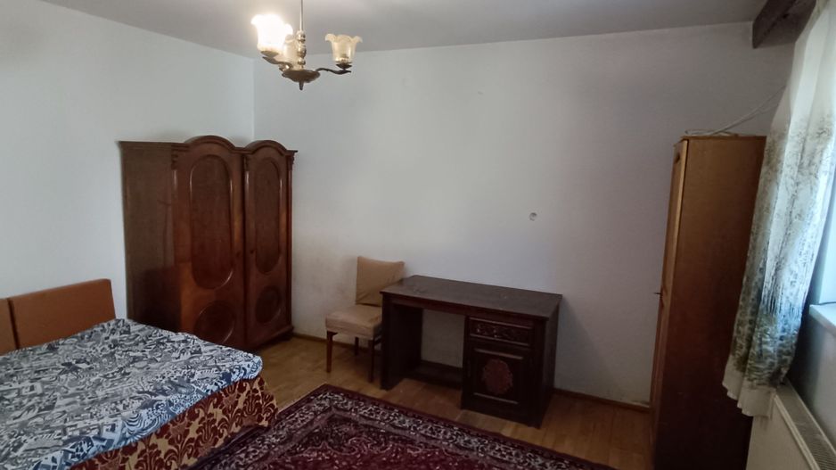 Apartament de închiriat la curte comună chiar în Complexul Studențesc - Poză 7