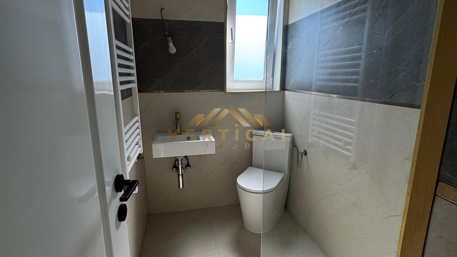 Casa 4 camere, P+1E, teren 250mp, Berceni - Poză 3