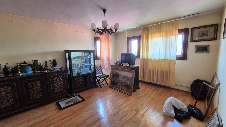 Casa P+2 - 244,08 mp + anexa + Garaj + teren 248 mp - Parcul Carol - Poză 4